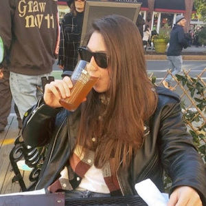 Meet your Posher, Vicky